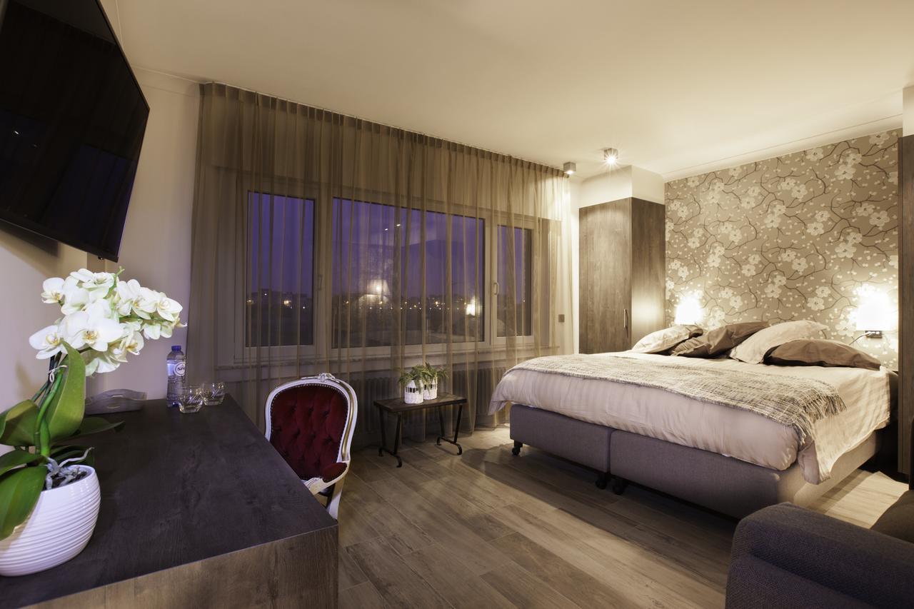 Sable D'O -Vlak Aan De Zee- Bed & Breakfast Mariakerke  Eksteriør bilde